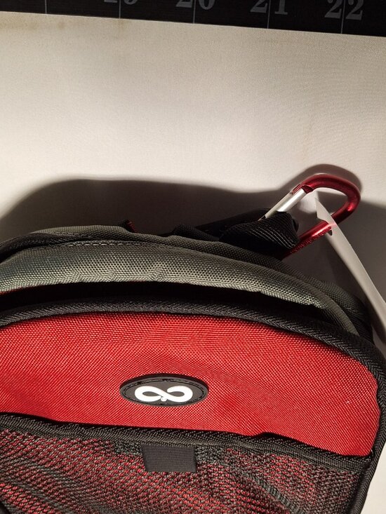 NWT ZEVEX Moog Mini Feeding Pump Backpack - Red/Black main image 6